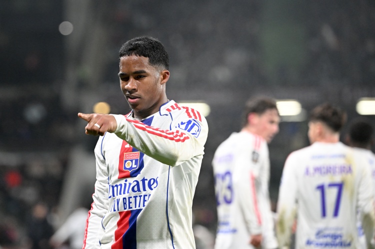 基本不丢！卡拉尼·布朗替补12中11超高效拿下26分6板1助1断