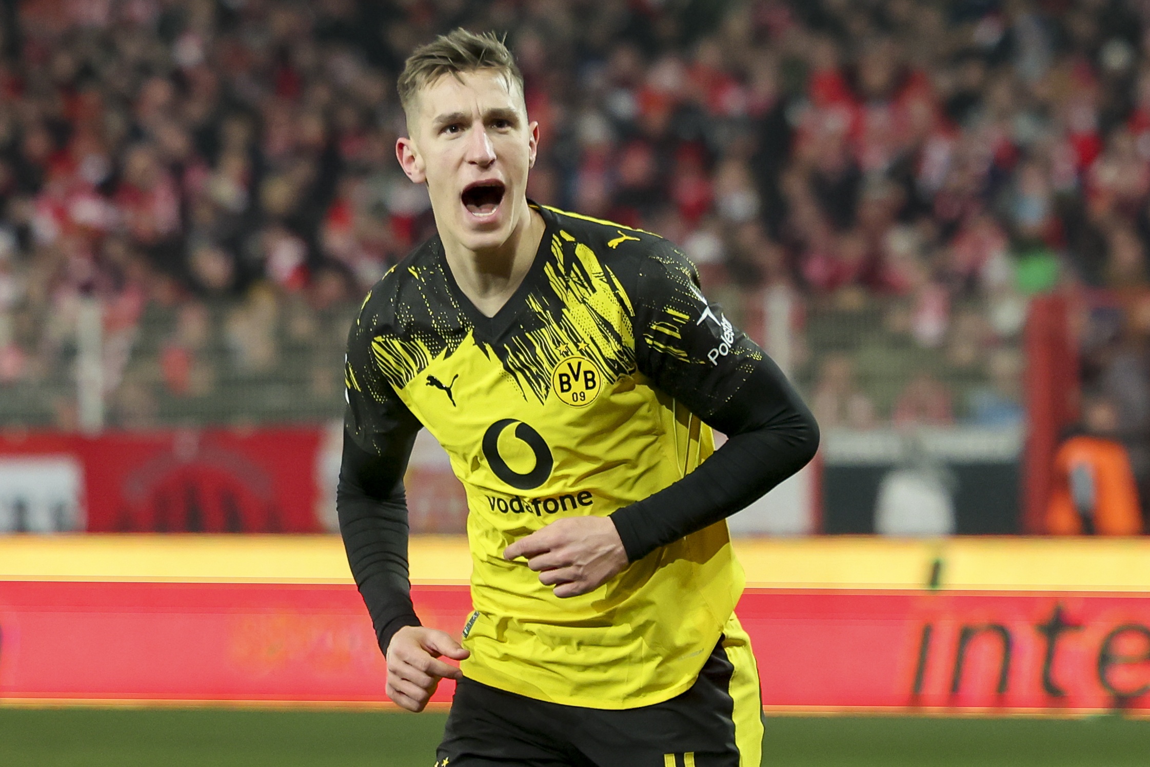 基本不丢！卡拉尼·布朗替补12中11超高效拿下26分6板1助1断